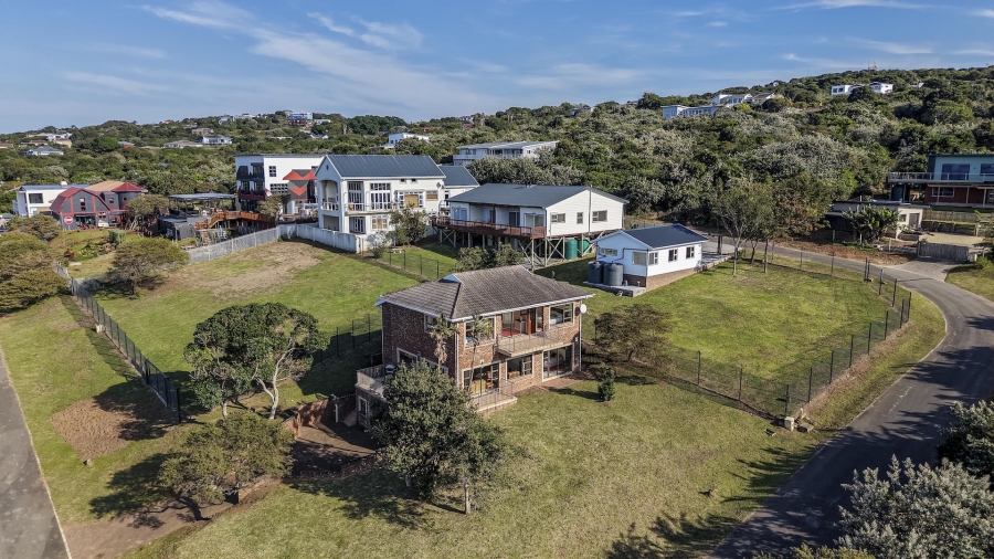 4 Bedroom Property for Sale in Cintsa East Eastern Cape